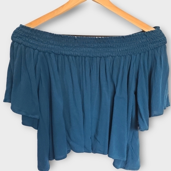 UO Kimchi Blue Ruffled Off Shoulder Top - Picture 3 of 9